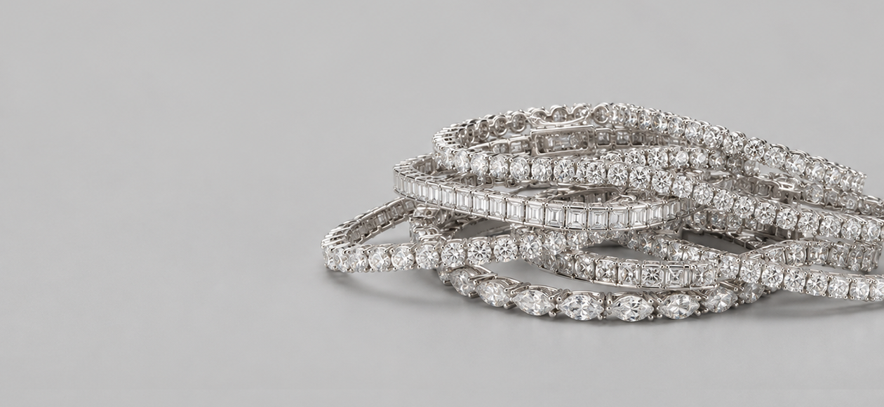 Right Banner 2 Bracelets v1